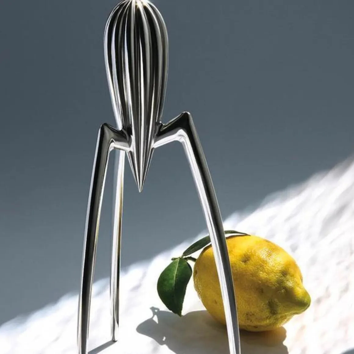 AlessiZitronenpresse 29 cm Juicy Salif silber