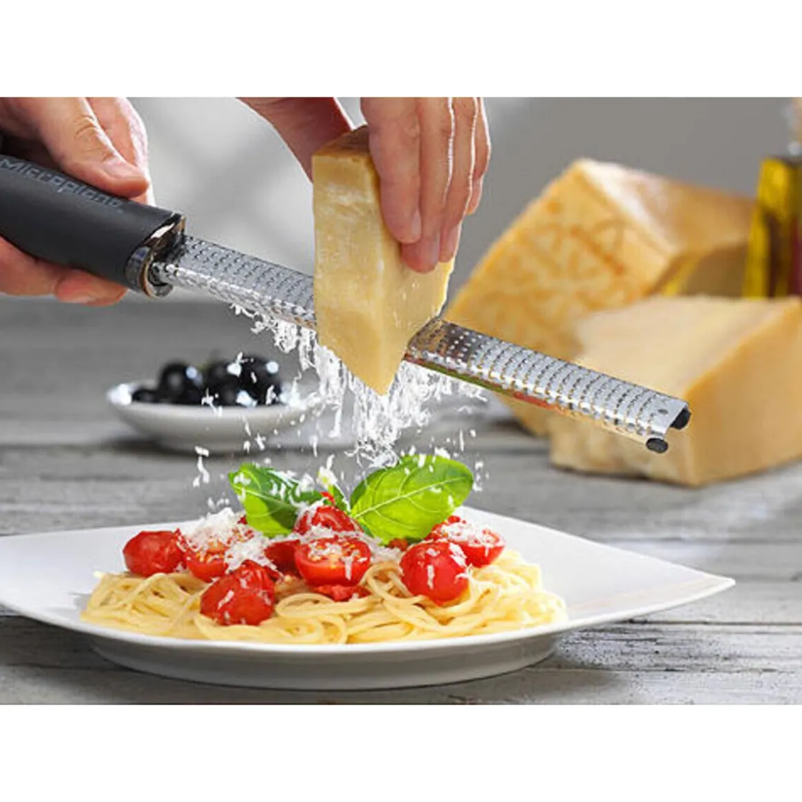 MicroplaneZester-Reibe 32 cm Premium Classic schwarz